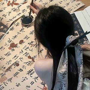 芳意竟何成头像