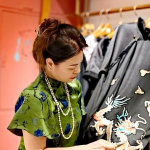 红姐🌹新中式头像