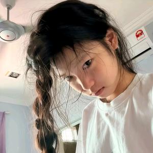 -别碰我刘海:头像