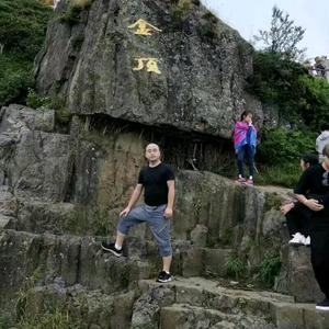 ༺鸡血藤）定制头像