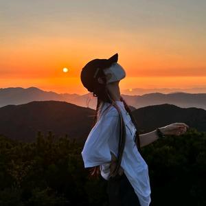 是小叶啊₍˄·͈༝·͈˄*₎◞ ̑̑头像