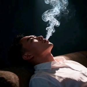 宏路大浪淘沙V派紫晶城阿陈头像