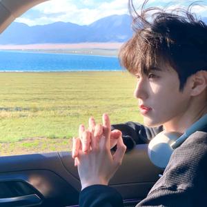 怡笑犹如初见头像