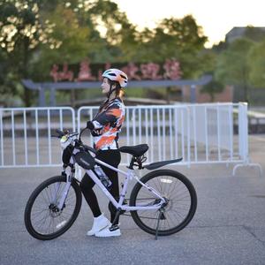 我想说我想静静头像