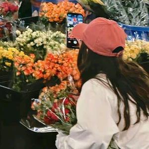 碎碎念小十头像