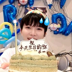 記得早睡＾头像