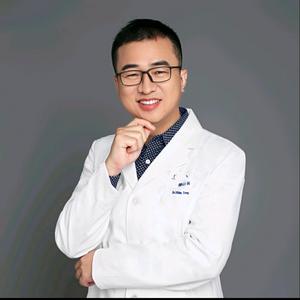 耳鼻喉滕以书头像