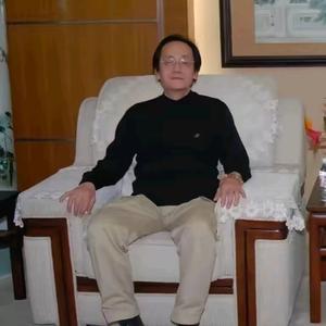 倪海厦视频精选头像