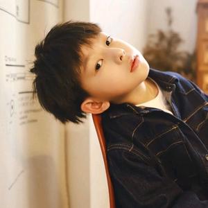 素描大师阳宝头像