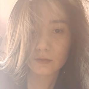 一点也不陈女士头像