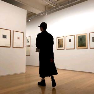 一直在呢💙💛头像