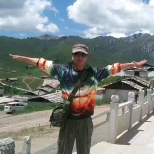 瑞思制🙈衣三哥头像