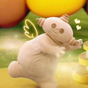 晚安🌃依古比古头像