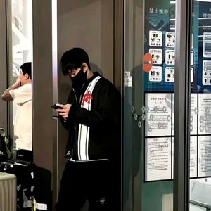 陳𝙑𝙞𝙣.头像