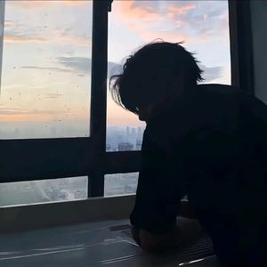 梧桐梓（🐾）头像