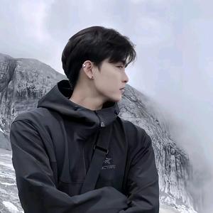 李佳佳ᰔᩚ头像