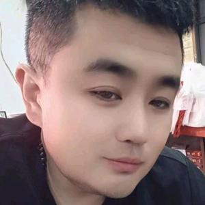 山里娃《阿龙》头像