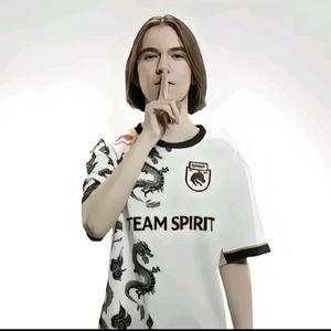 鼠鼠（地铁逃生）头像