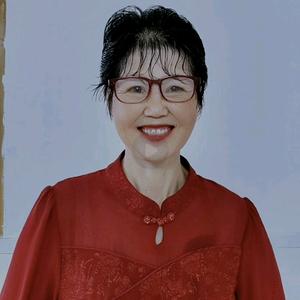 英姐60后带孙奶奶头像