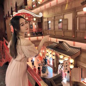 设计师-Fiona头像