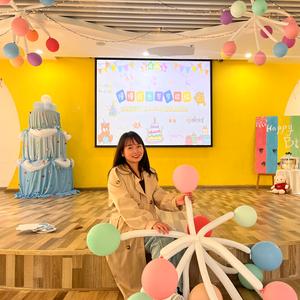 金色阳光幼儿园园长妈妈头像