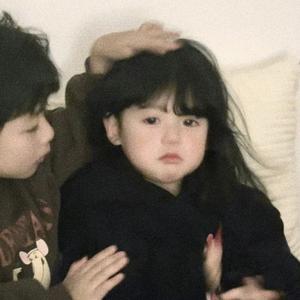 狗熊岭在逃翠花头像