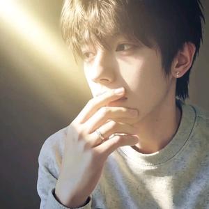 我一直在笑^头像