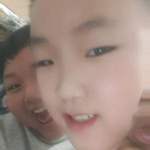 无能的哥哥(哥哥)头像