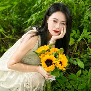 仙居衣扣服装店霞头像