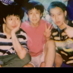 酱粉爱组合已开学。头像