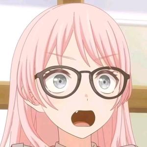 尹宝不是怡宝(搓玻璃板)头像