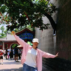 曳步人生👣熠丽头像