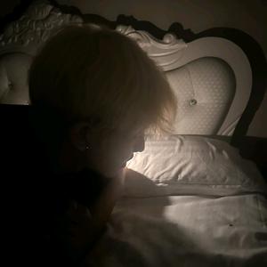 情绪稳定的小白羊（健身版）头像