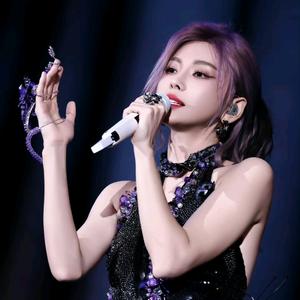 一只做刺猬的鱼🐠头像