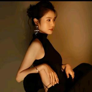 萌姐定制女装(爆款穿搭返场)头像