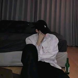 urban revivo狂热粉丝头像