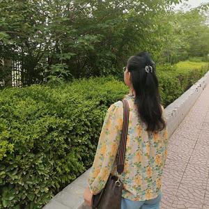 梅姐在平顶山头像