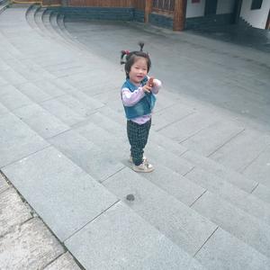 不知道心里想什么头像