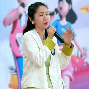 祁阳潘美辰（唱不过祁阳百姓大舞台）头像