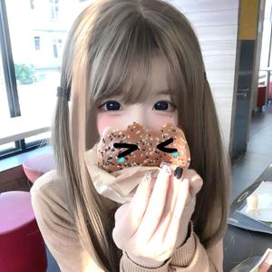岑奕岚头像