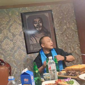 大巴图头像