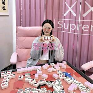 曲靖飞小鸡头像