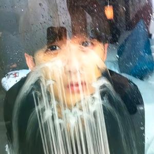 半夜去偷呆球被檀健次揍了一顿 🍗头像