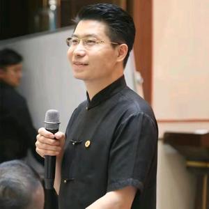 康老师讲百年望族头像