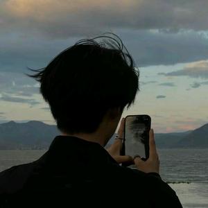 总被女人骗.头像