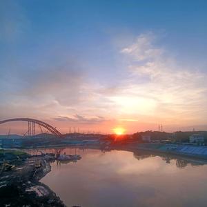 🍀惊-^云☁️头像