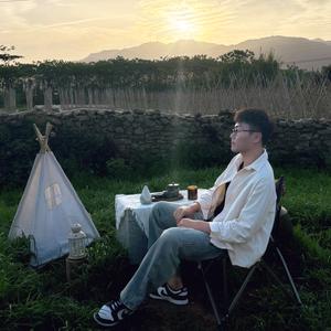 虾仁不渣眼头像