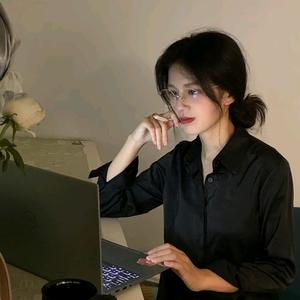 云南媒老板谦谦的朋友圈头像