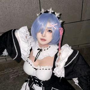 不吃甜品的小呈（求关注版）头像