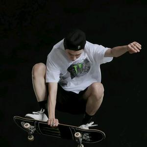 🍀এ᭄一缕ꦿ阳光࿐ᩚ头像